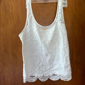 Hollister white floral lace pattern tank top size XS